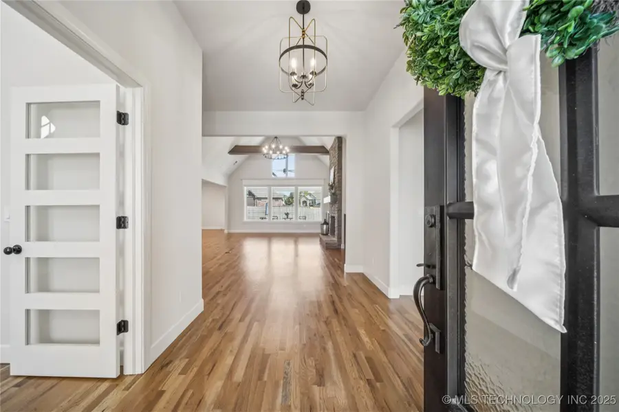 407 N 84th Place, Broken Arrow, OK 74014 - Image #2