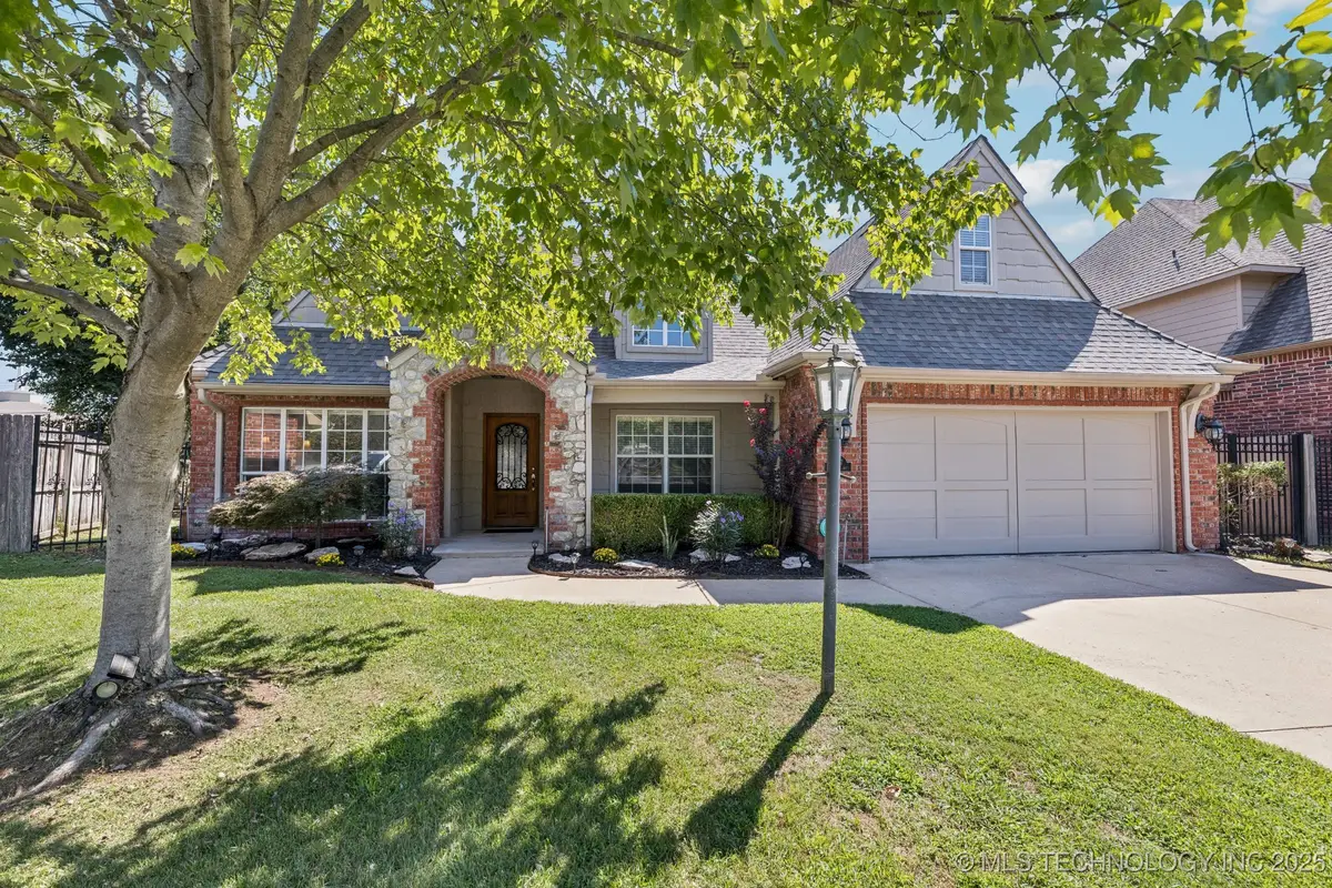 8107 S 72nd East Avenue, Tulsa, OK 74133 - #1