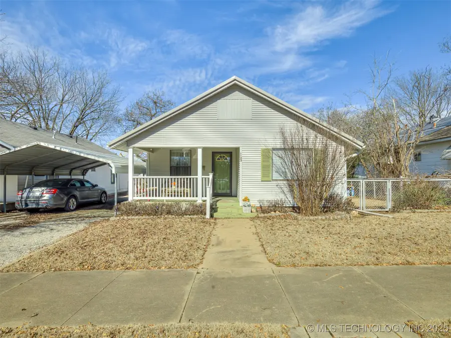 1123 E 9th Street, Okmulgee, OK 74447 - #3
