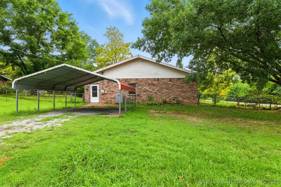 305 W E, Milburn, OK 73450 - Image #2