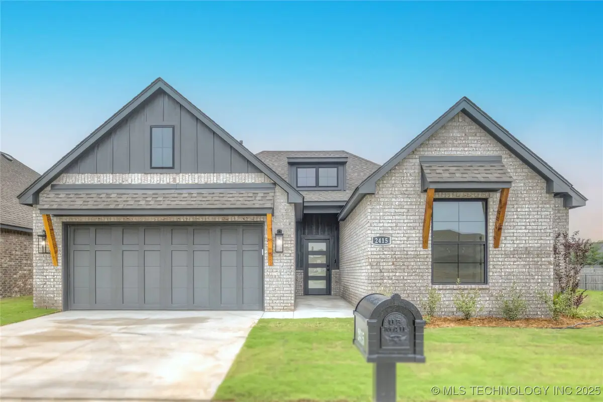 2415 W Madison Street, Broken Arrow, OK 74012 - Image #1