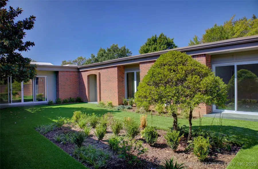 2427 E 72nd Street #5-C-2, Tulsa, OK 74136 - Image #2