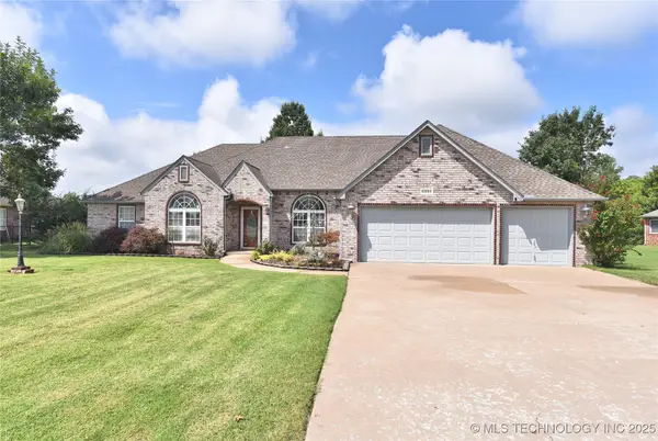 6884 S 302nd East Avenue, Broken Arrow, OK 74014