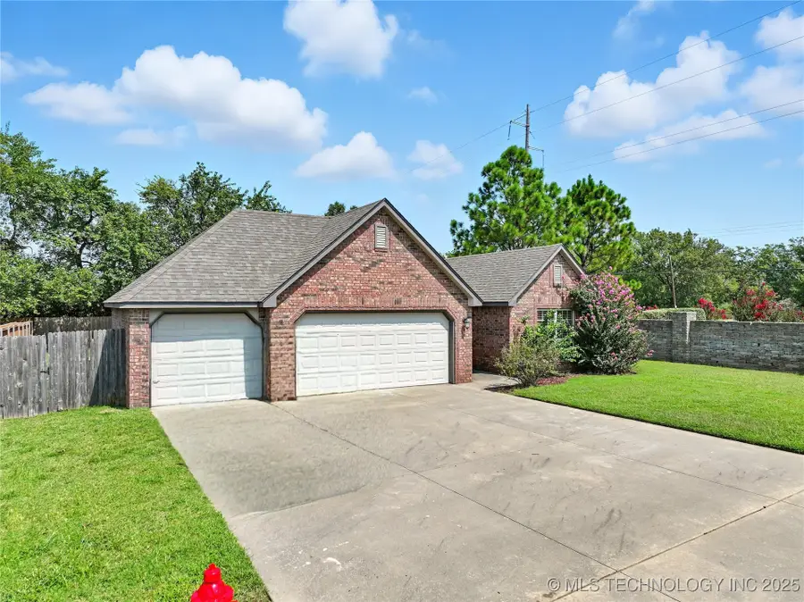 12809 E 69th Street, Owasso, OK 74055 - Image #2