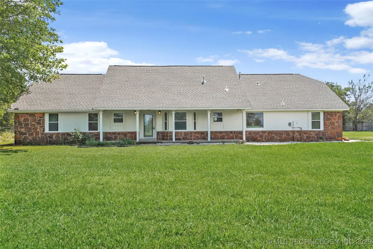 15662 E 136th Street, Collinsville, OK 74021 - #1