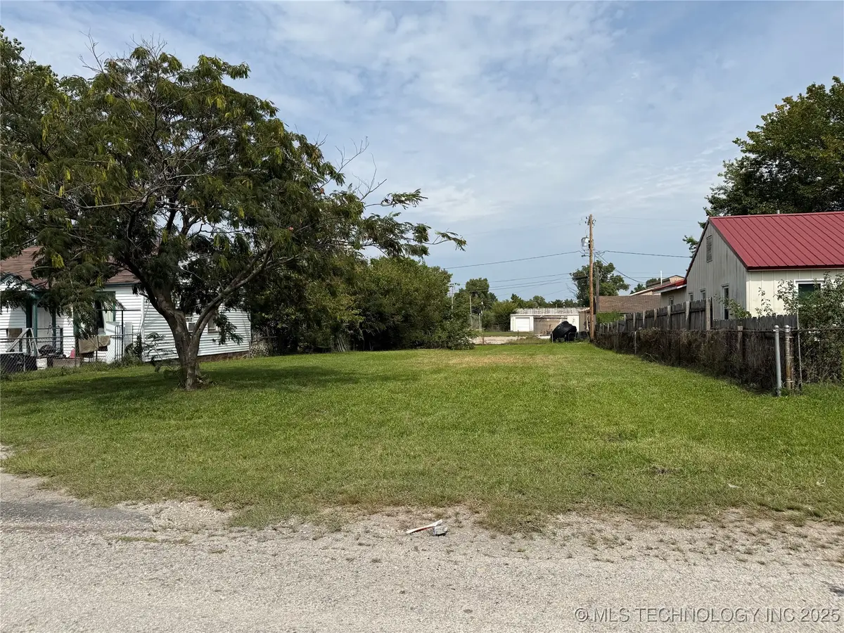 1708 W 2nd, Bartlesville, OK 74003 - Image #1