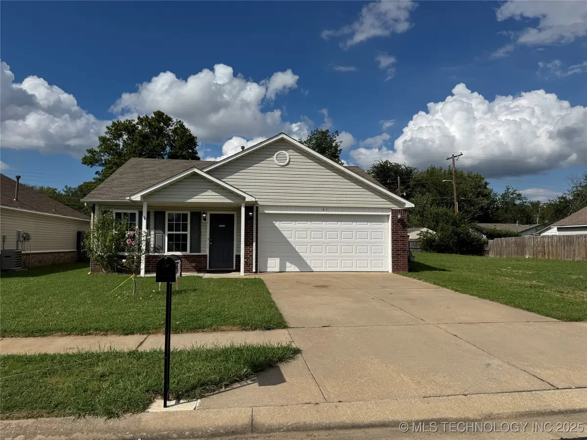 41 W Fairlane Court, Sapulpa, OK 74066 - Image #1