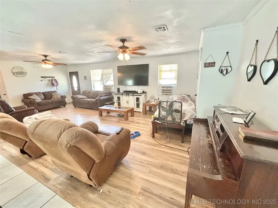 20114 N County Road 4460, Stigler, OK 74462 - Image #2