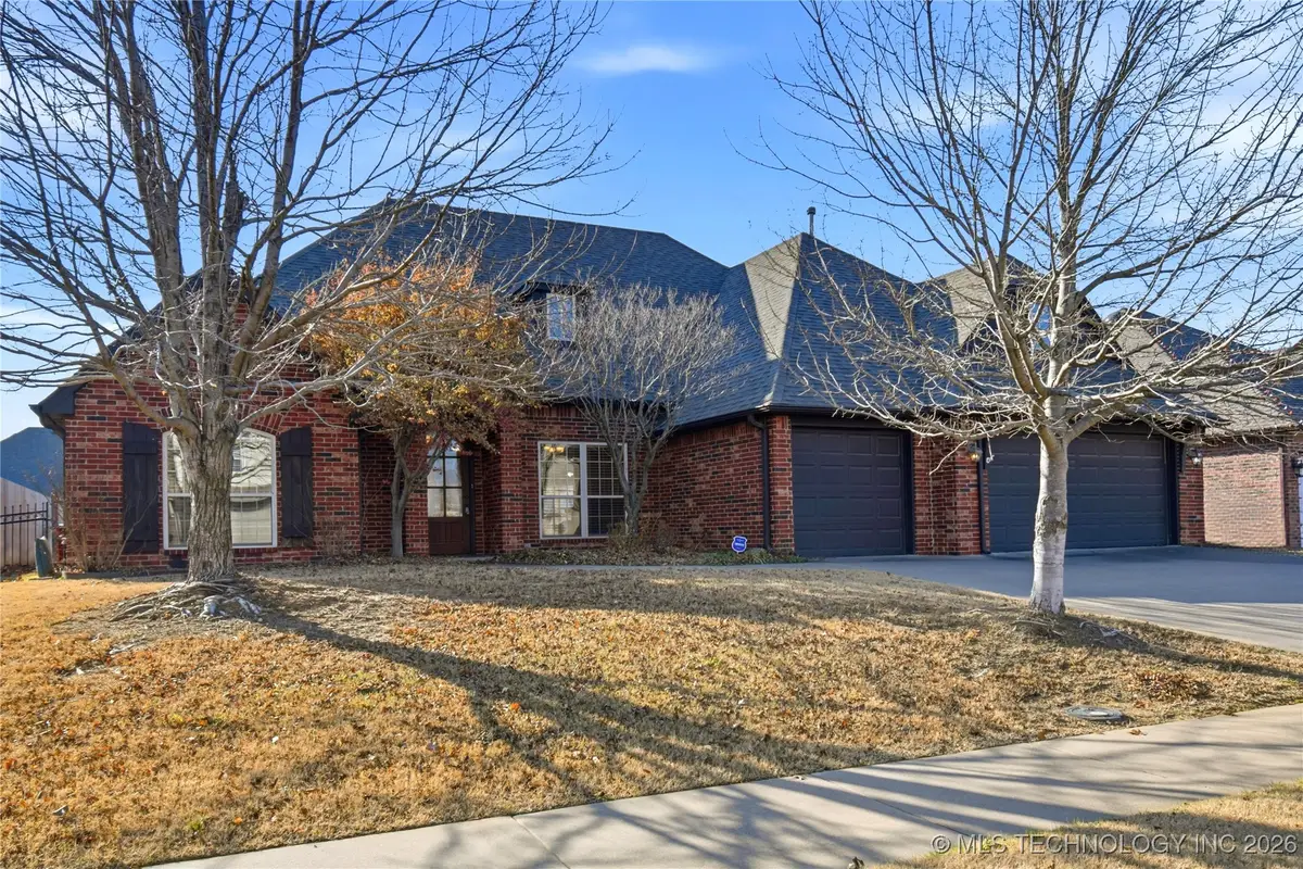 9408 N 96th East Avenue, Owasso, OK 74055 - Image #1