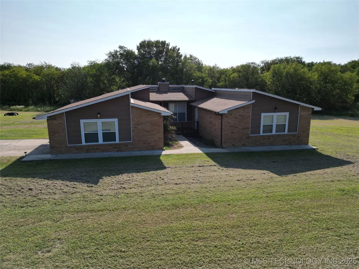 816 Boulder Drive, Ardmore, OK 73401 - #1