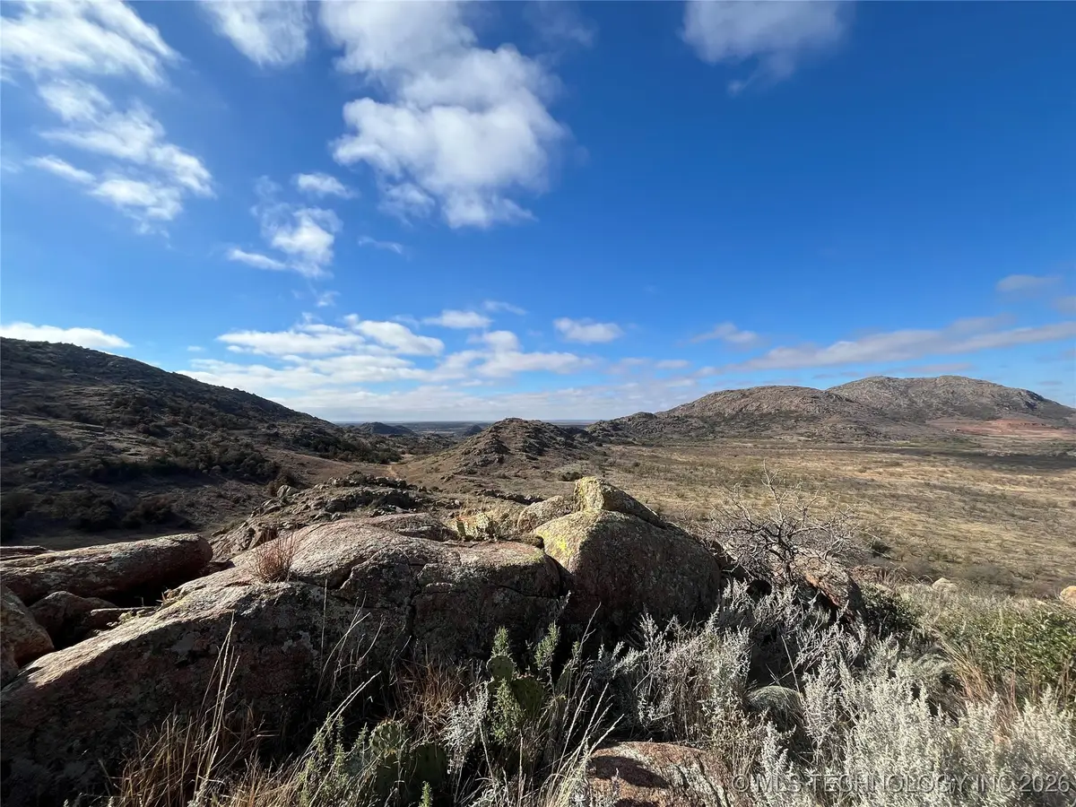 20826 E County Road 1470, Lone Wolf, OK 73655 - Image #1