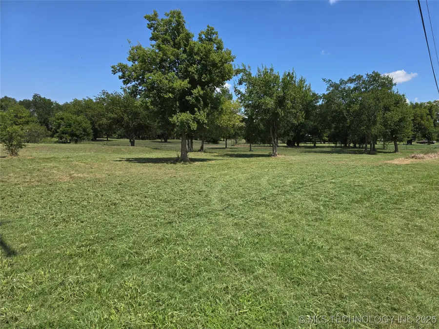 E 21st Street S, Broken Arrow, OK 74014 - #2