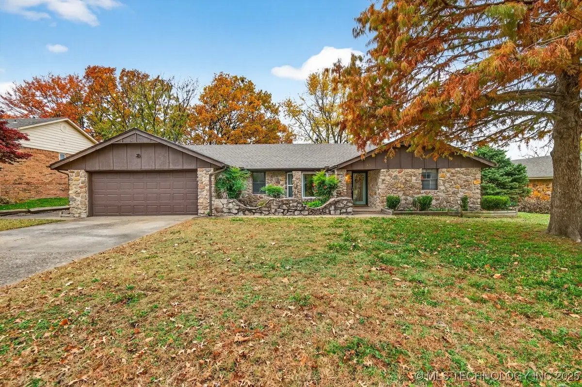 325 Turkey Creek Road, Bartlesville, OK 74006 - #1