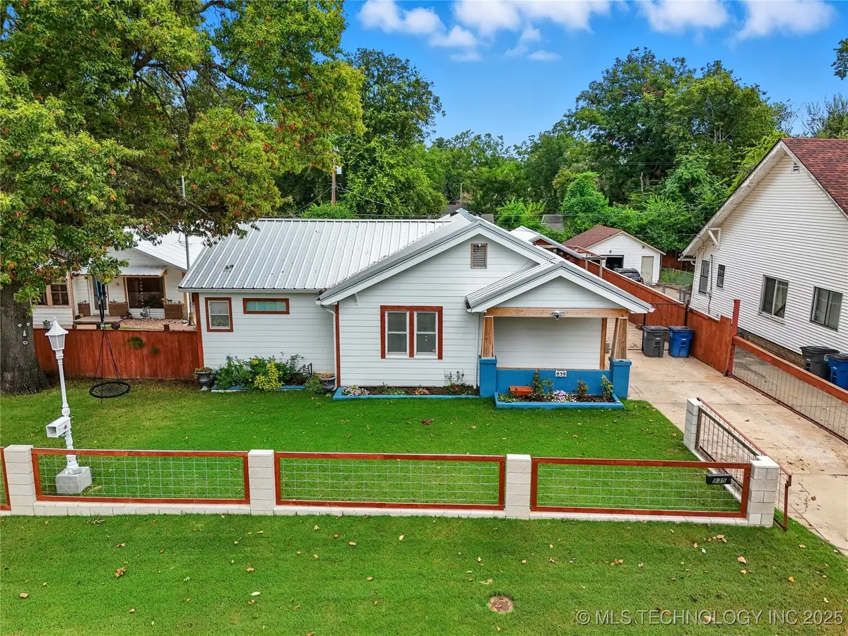 835 N Columbia Avenue, Tulsa, OK 74110 - Image #1