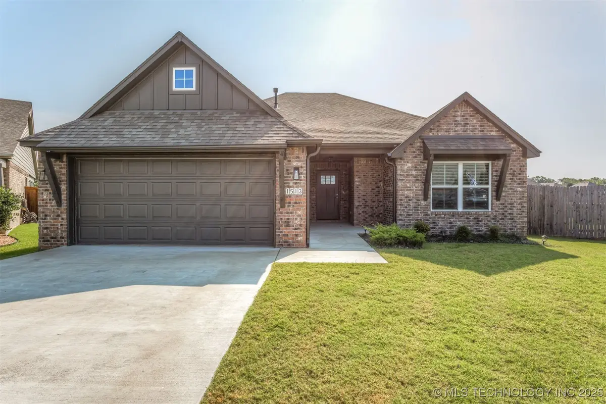 1513 E Atlanta Street S, Broken Arrow, OK 74012 - Image #1