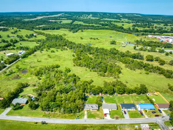 19 E Creek Avenue, Krebs, OK 74554