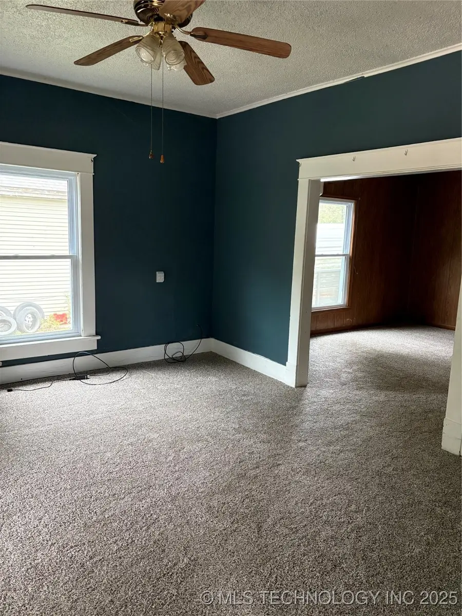 360 N B Street, Yale, OK 74085 - Image #3