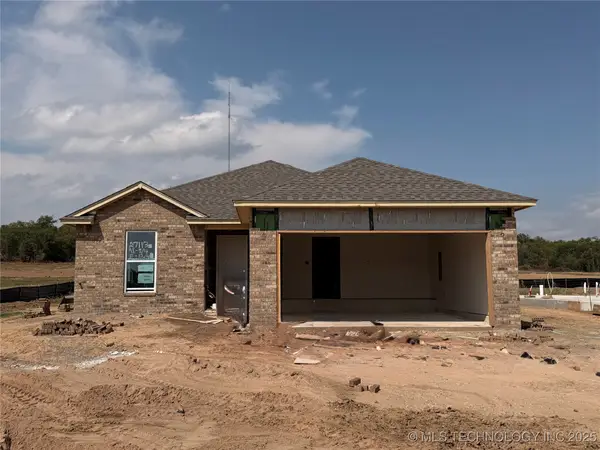 27113 E 109th Street S, Coweta, OK 74429