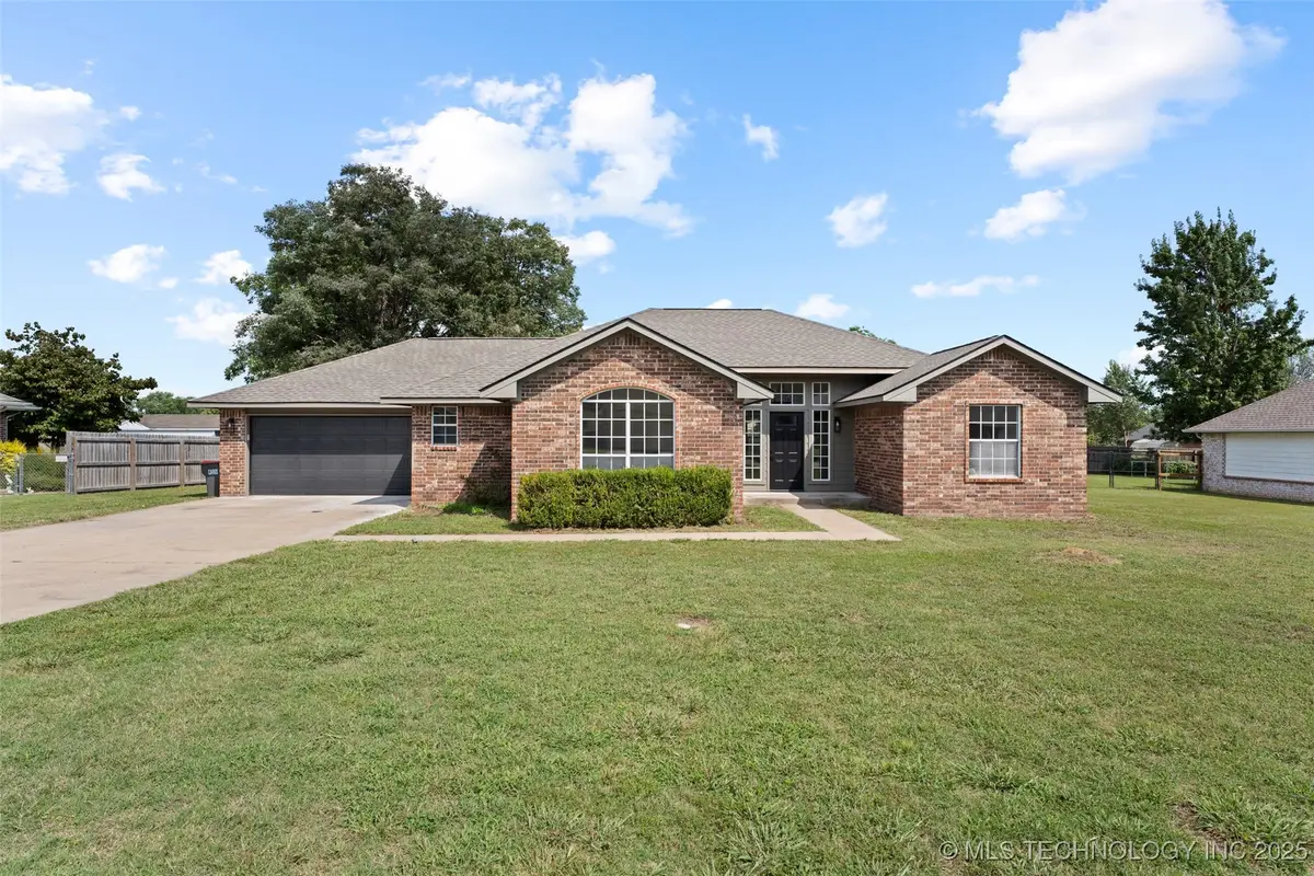 509 E 9th Street, Grove, OK 74344 - Image #1