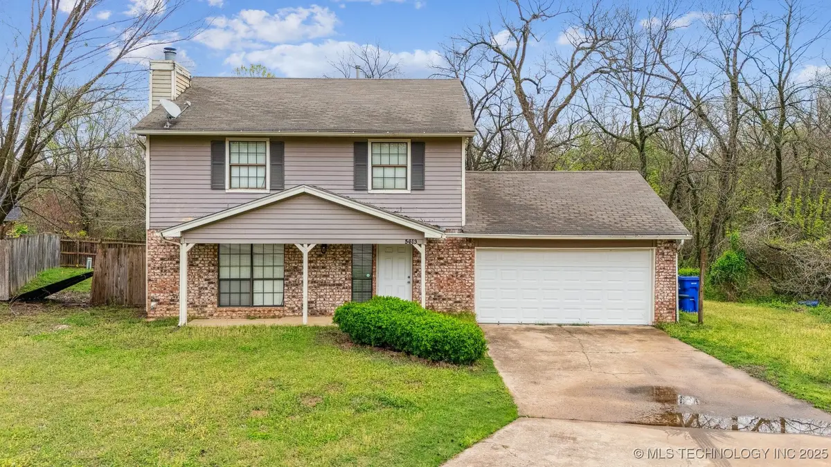 5613 S Juniper Avenue, Broken Arrow, OK 74011 - Image #1