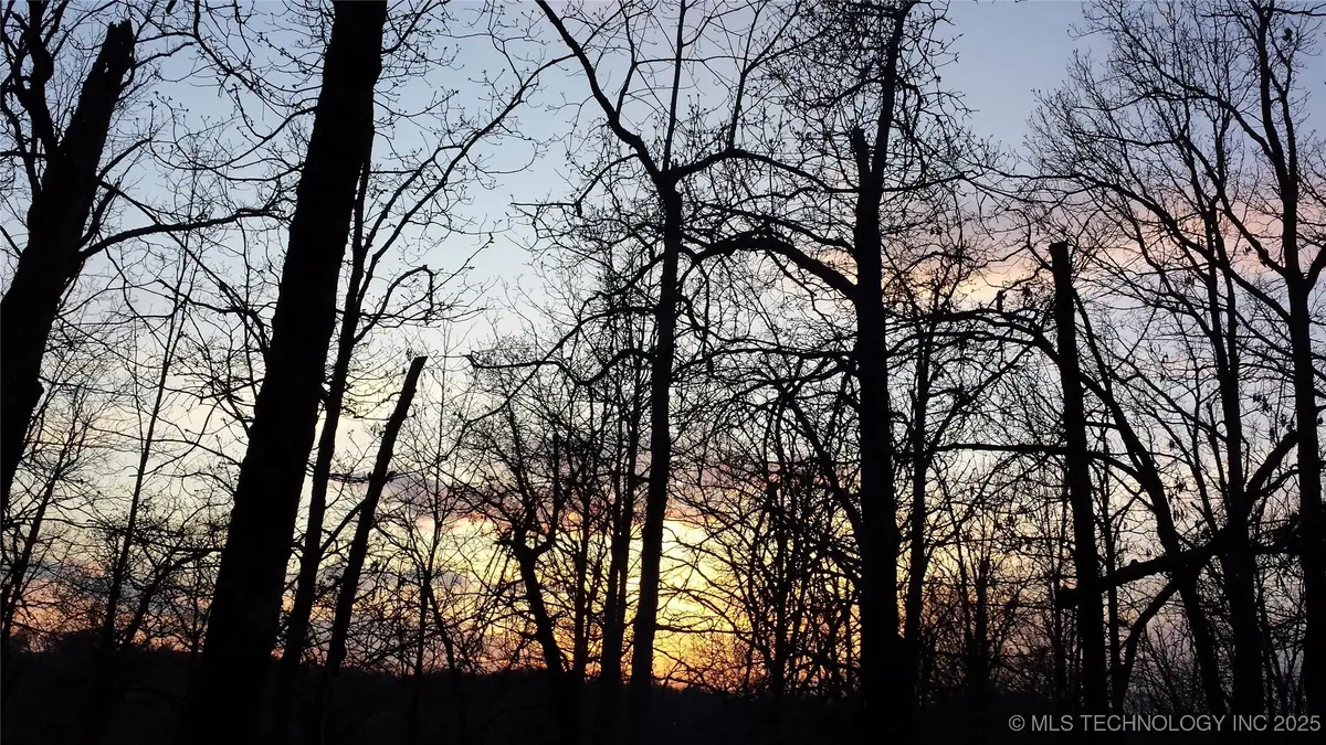 65300 Blackhawk Ridge Road, Proctor, OK 74457 - Image #1