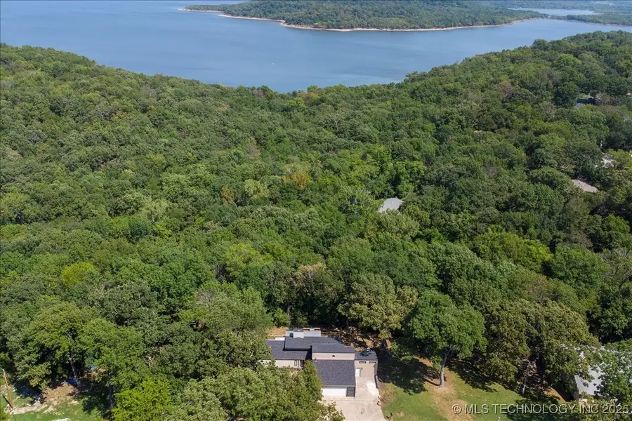 9705 E Redbud Street, Claremore, OK 74017 - Image #3