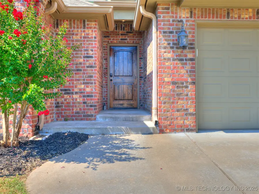 3600 S 16th Street, Broken Arrow, OK 74012 - #2