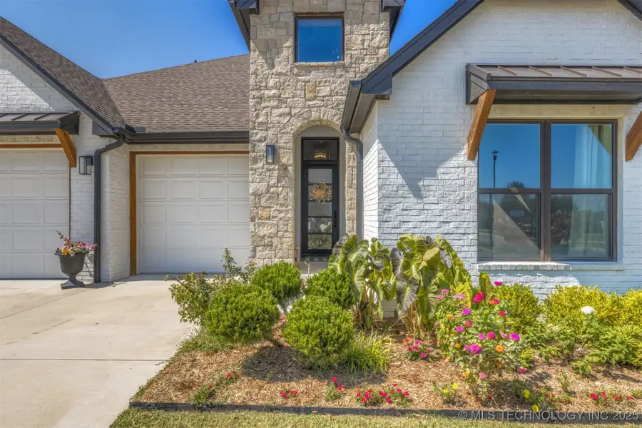 13606 S 21st Place E, Bixby, OK 74008 - Image #2