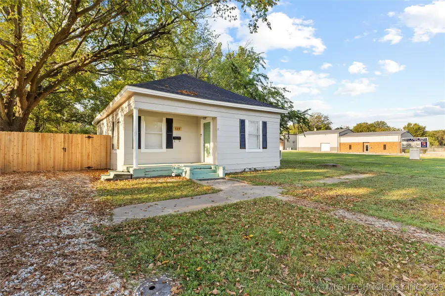 619 W 14th Street, Ada, OK 74820 - Image #2