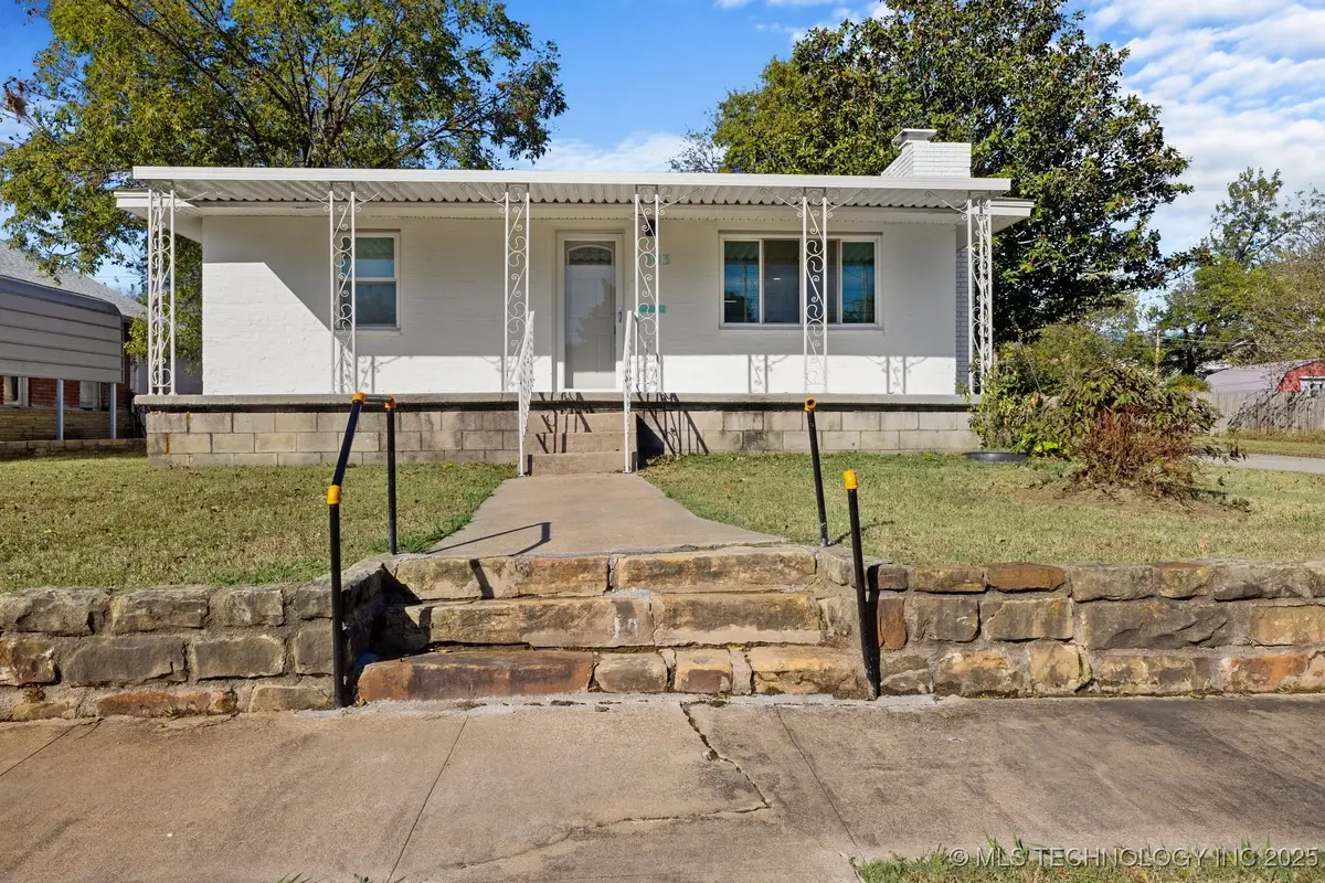 303 W Mckinley Avenue, Sapulpa, OK 74066 - Image #1
