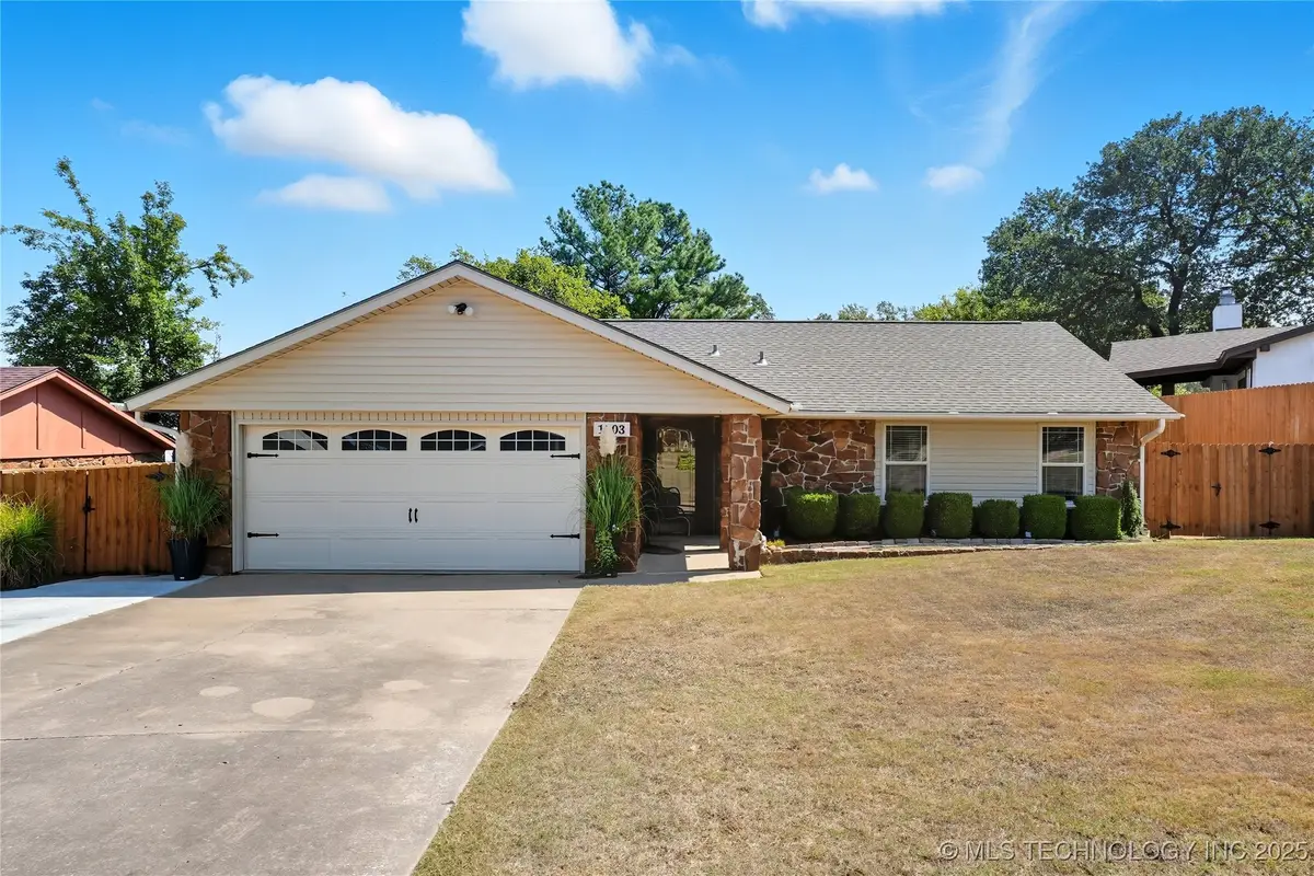 1503 Briarwood Lane, Henryetta, OK 74437 - Image #1