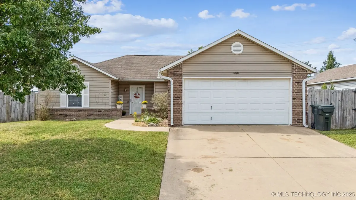 2001 N Chambers Avenue, Claremore, OK 74017 - Image #1