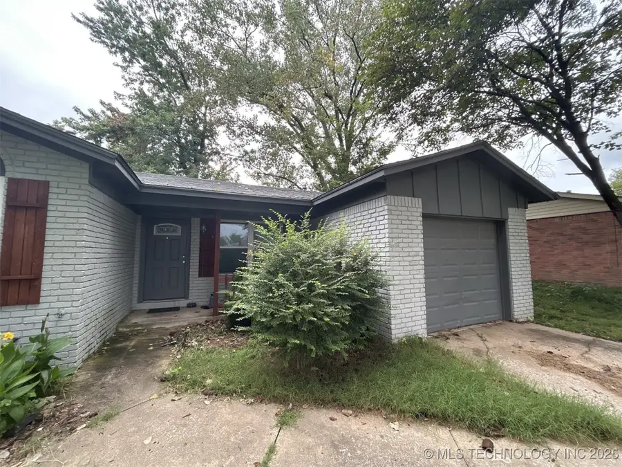 326 S 185th East Avenue, Tulsa, OK 74108 - Image #2