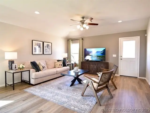 20555 Mckellop Drive, Kellyville, OK 74039 - Image #2