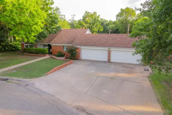 835 S Thompson Place, Cushing, OK 74023