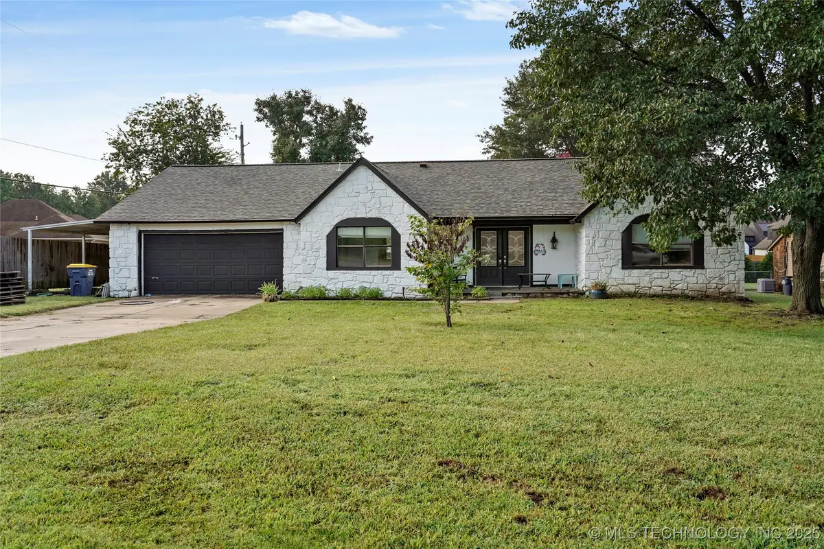 110 W 113th Street S, Jenks, OK 74037 - Image #1