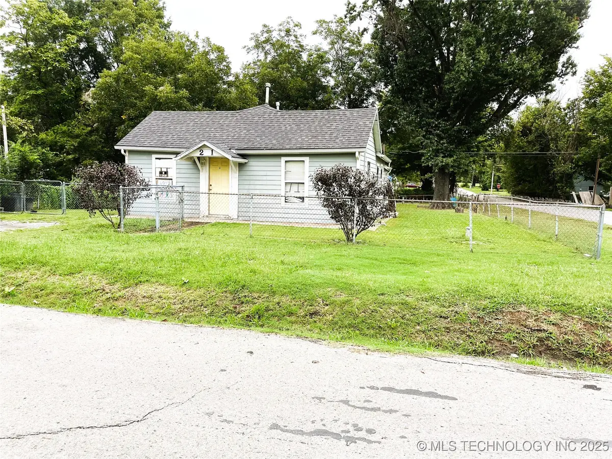 201 N Indianola Street, Pryor, OK 74361 - #1