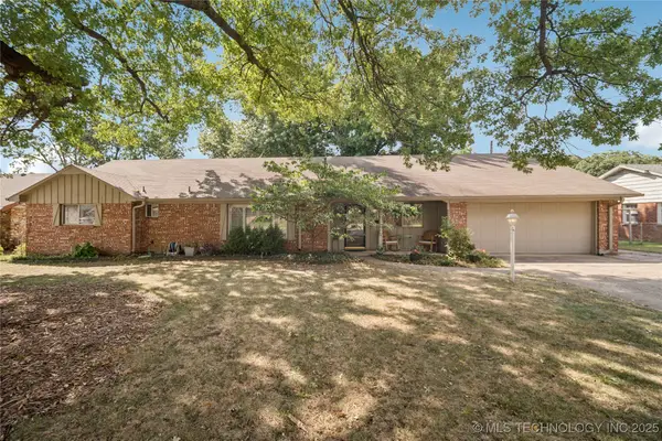6016 S Irvington Avenue, Tulsa, OK 74135