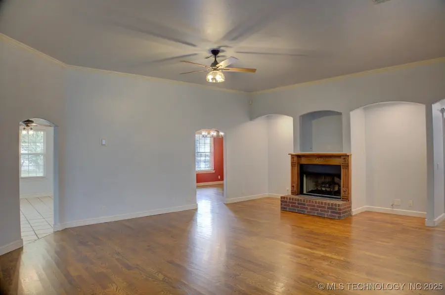 14025 S 261st East Avenue, Coweta, OK 74429 - #3