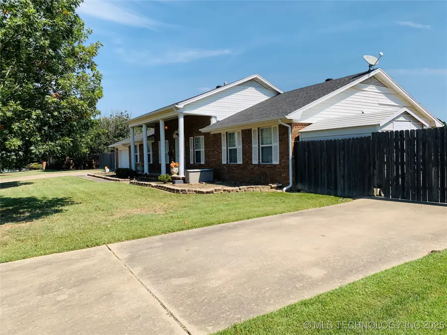 1800 Mockingbird Lane, McAlester, OK 74501 - Image #3