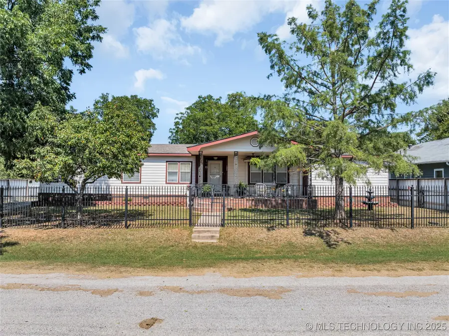 104 E J, Ringling, OK 73456 - Image #2
