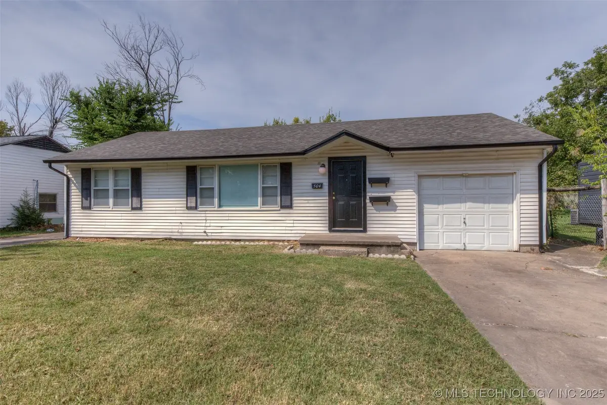 504 N Atlanta Street, Owasso, OK 74055 - #1