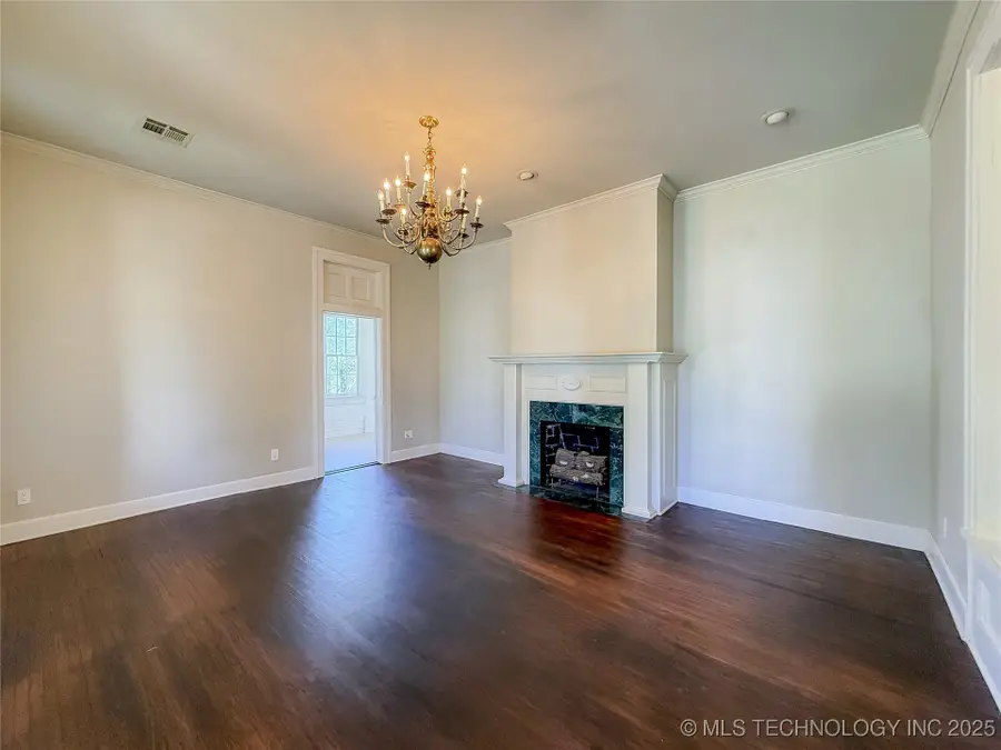 115 W 18th Street, Ada, OK 74820 - #2