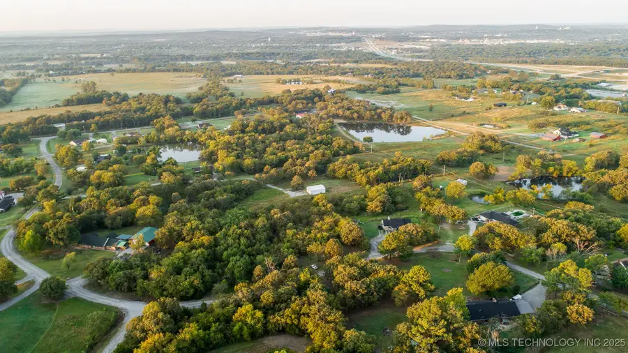 275 Big Hill Circle, McAlester, OK 74501 - Image #3