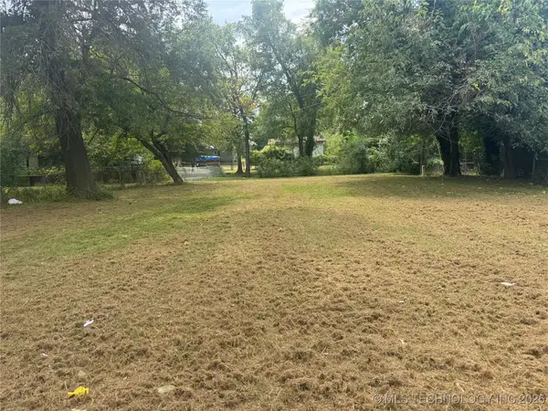 712 E 13th Street, Okmulgee, OK 74447