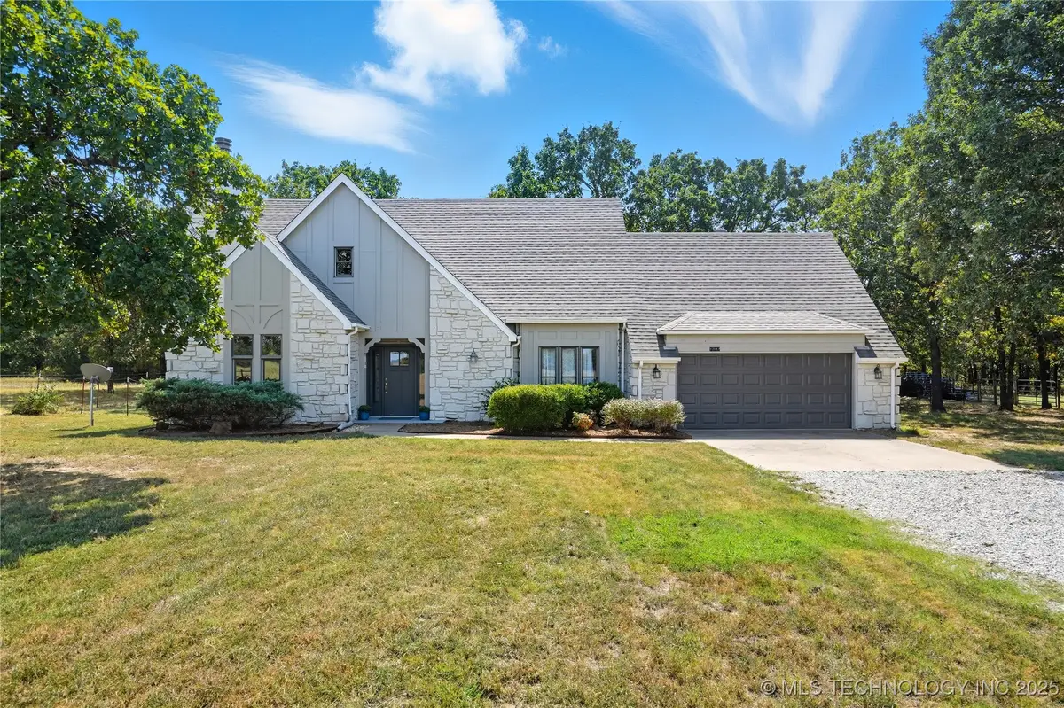 12042 W 62nd Place, Sand Springs, OK 74063 - #1