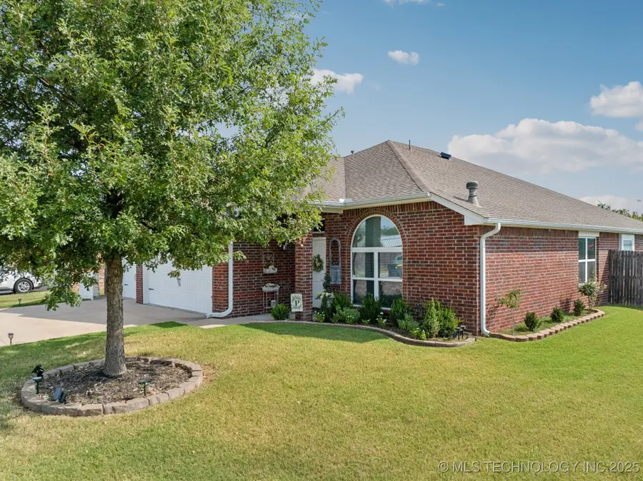 14659 S Nyssa Place, Glenpool, OK 74033 - Image #2
