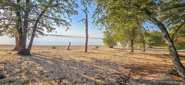 117672 S 4202 Road, Eufaula, OK 74432