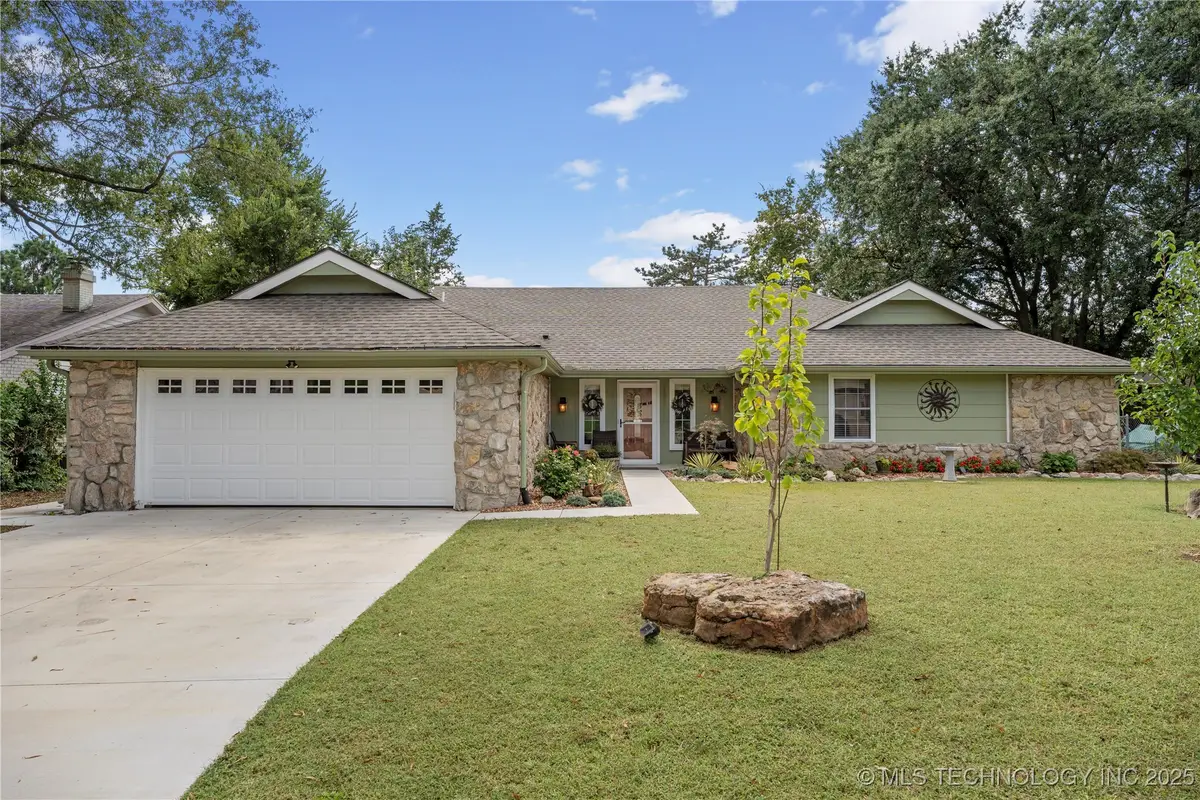 4821 SE Barlow Drive, Bartlesville, OK 74006 - Image #1