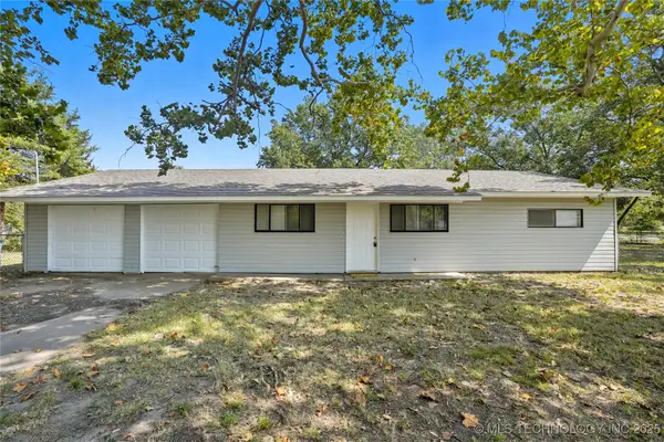 402 N Lincoln Avenue, Wagoner, OK 74467